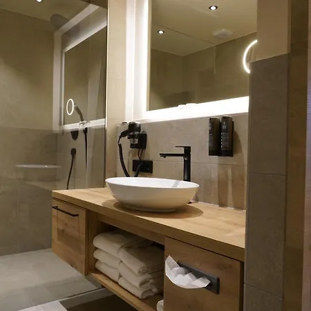 Waldhotel - Familien Und Wellnesshotel 4*
