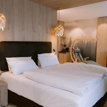 Ξενοδοχείο Waldhotel - & Wellness 4*