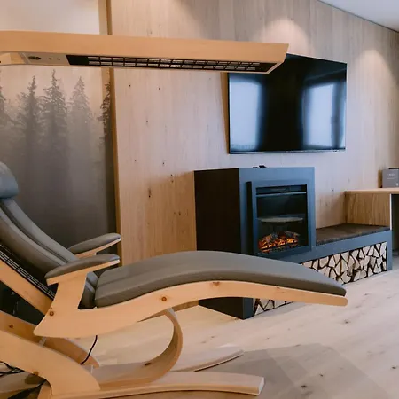 Waldhotel - & Wellness 4*